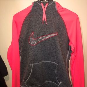 Nike Women’s Therma Fit Hoodie